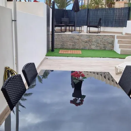Casa vacanze Sunny Large Terrace In Center Of Americas